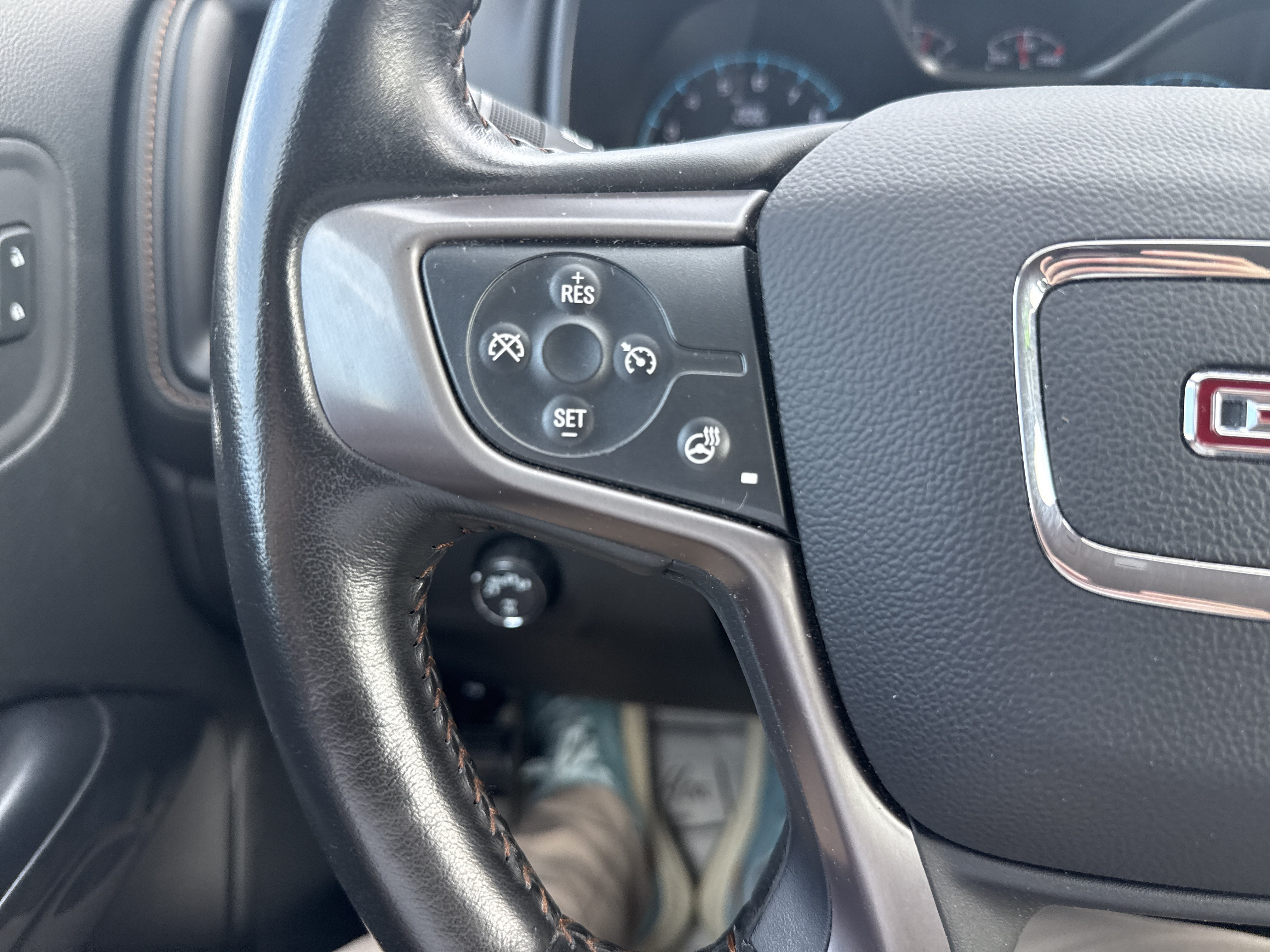 Used 2022 GMC Canyon AT4 w/ Trailering Package AWD/4WD image 19