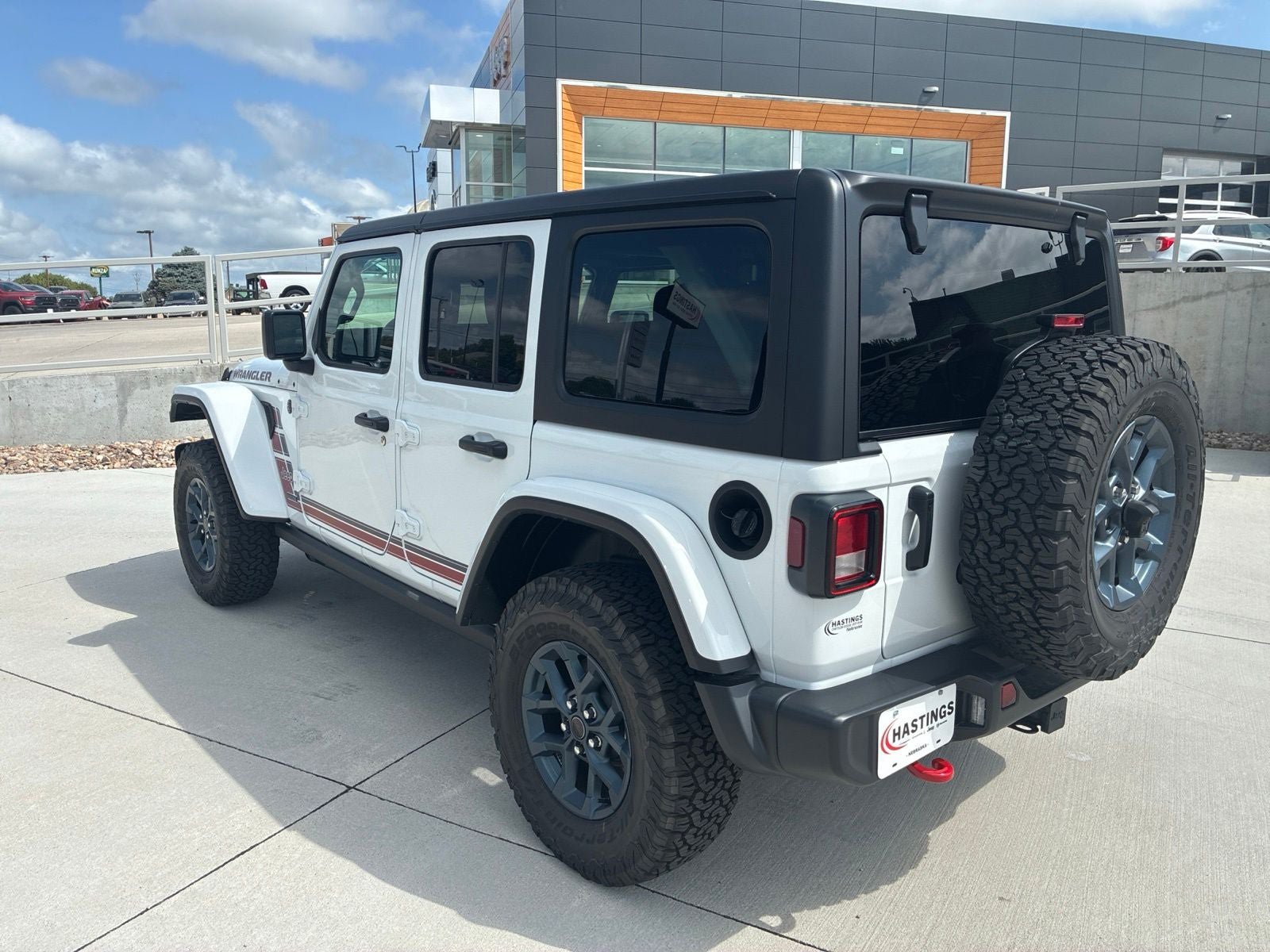New 2026 Jeep Wrangler Unlimited Sport w/ Dual Top Group AWD/4WD image 3