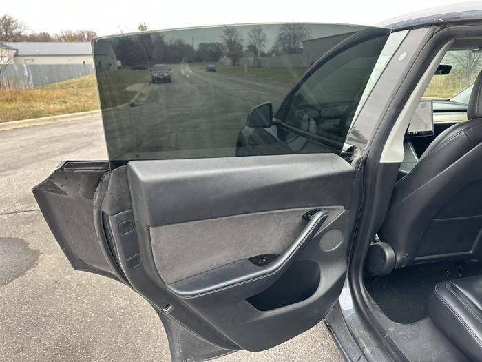 Used 2020 Tesla Model Y Performance image 16