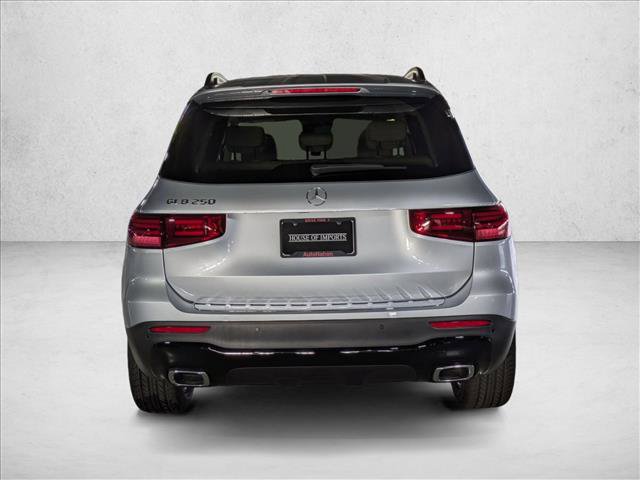 New 2026 Mercedes-Benz GLB 250 image 8