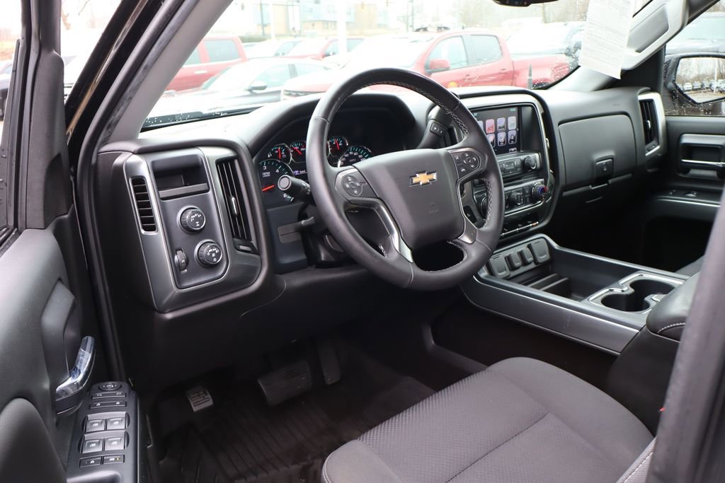 Used 2018 Chevrolet Silverado 1500 LT w/ All Star Edition image 12