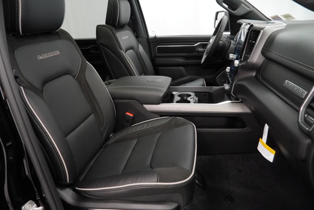 New 2027 RAM 1500 Laramie AWD/4WD image 33