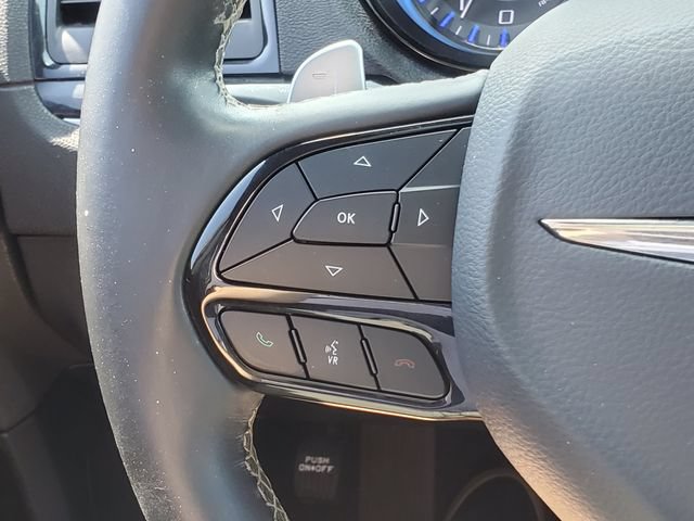 Used 2017 Chrysler 300 S AWD/4WD image 15