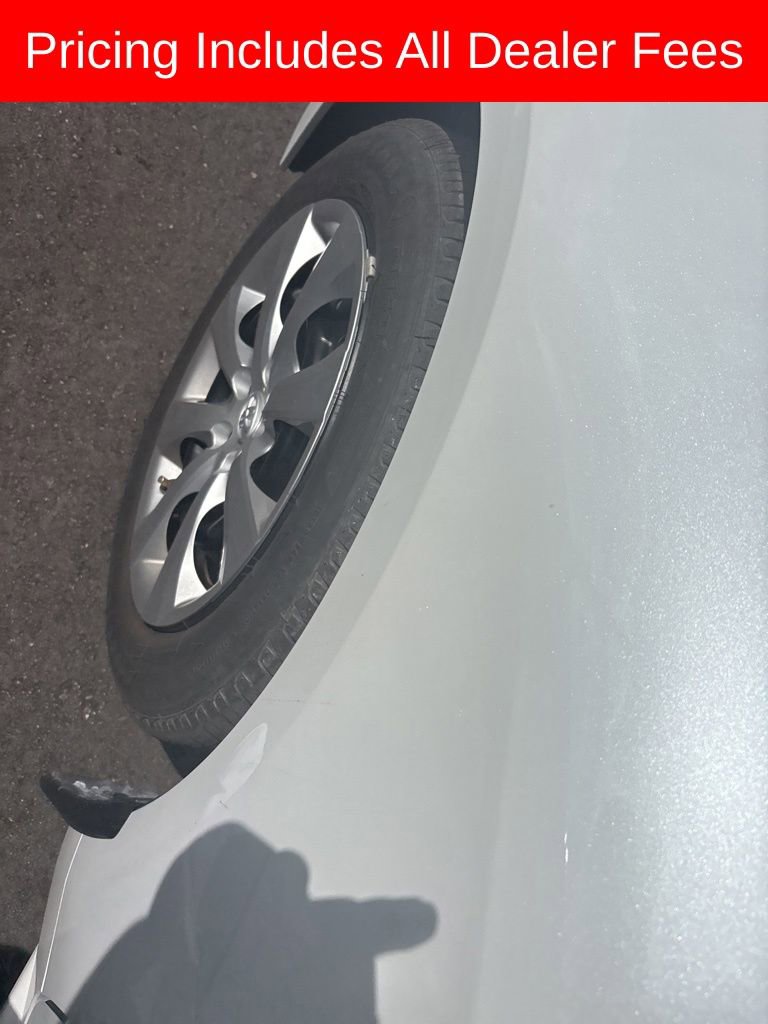 Used 2025 Toyota Corolla LE FWD image 11