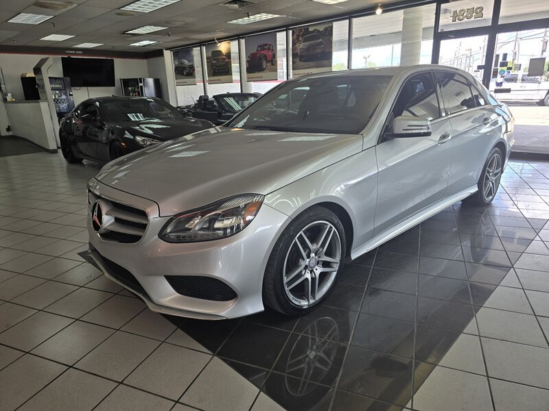 Used 2014 Mercedes-Benz E 350 4MATIC Sedan image 1