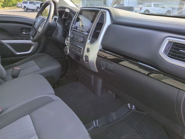 Used 2021 Nissan Titan SV w/ Accessory Utility Package AWD/4WD image 37