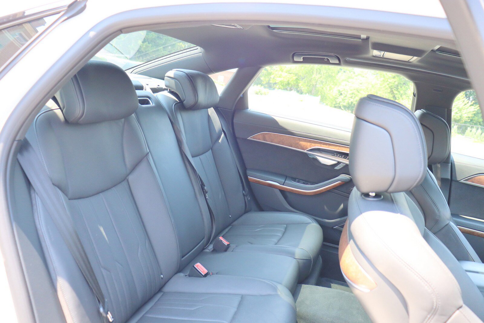 Used 2023 Audi A8 L 3.0T w/ Luxury Package AWD/4WD image 18