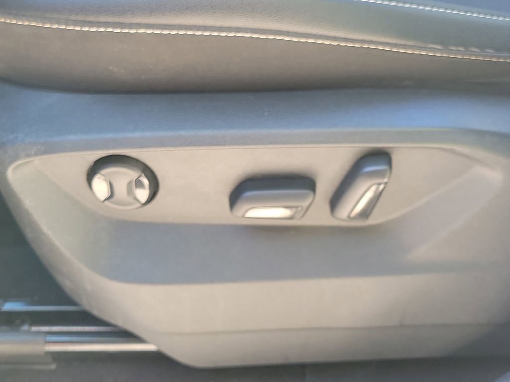 Used 2021 Volkswagen Atlas SE w/ Panoramic Sunroof Package image 27