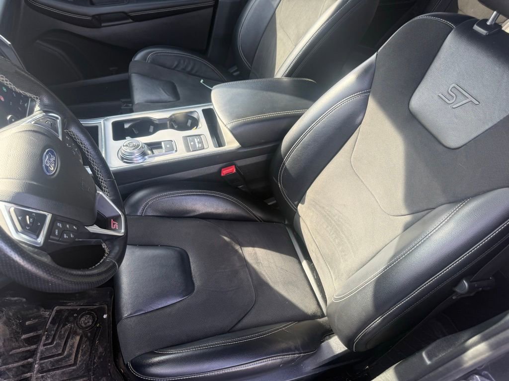 Used 2019 Ford Explorer Limited w/ Class III Trailer Tow Package image 53