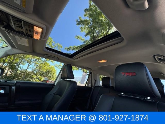 Used 2020 Toyota 4Runner TRD Off-Road Premium w/ Moonroof Package AWD/4WD image 18
