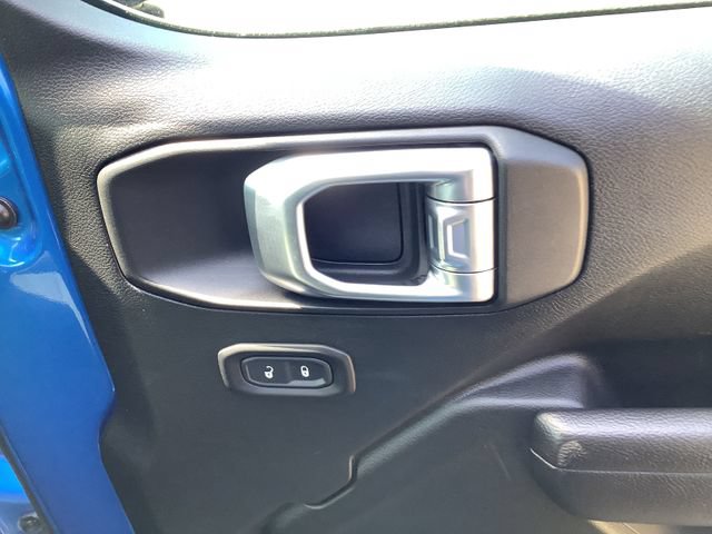 Used 2022 Jeep Gladiator Sport AWD/4WD image 43
