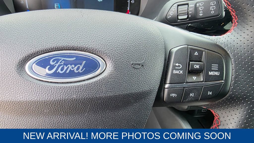 Used 2025 Ford Escape ST-Line image 15