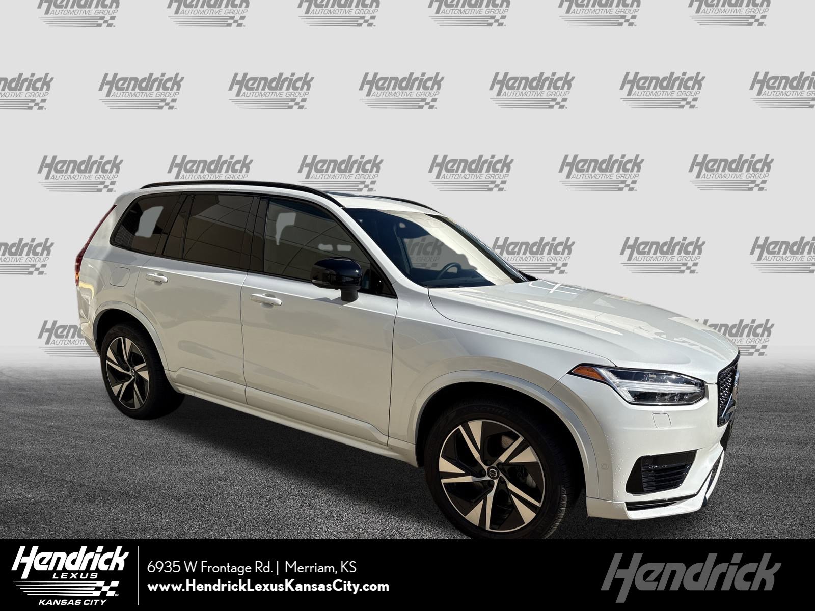 Used 2022 Volvo XC90 T8 R-Design w/ Advanced Package