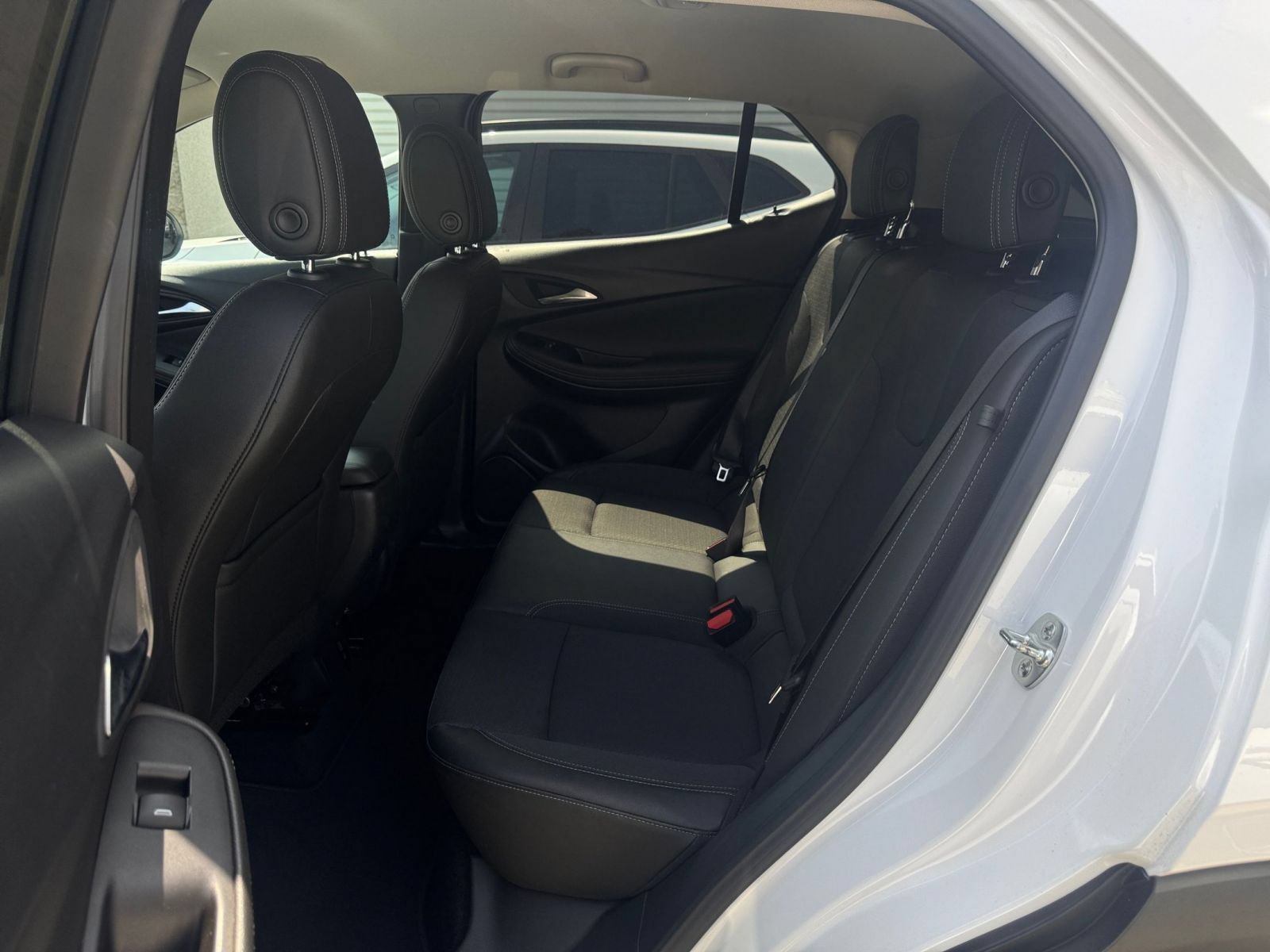 Used 2025 Buick Encore GX Preferred FWD image 25