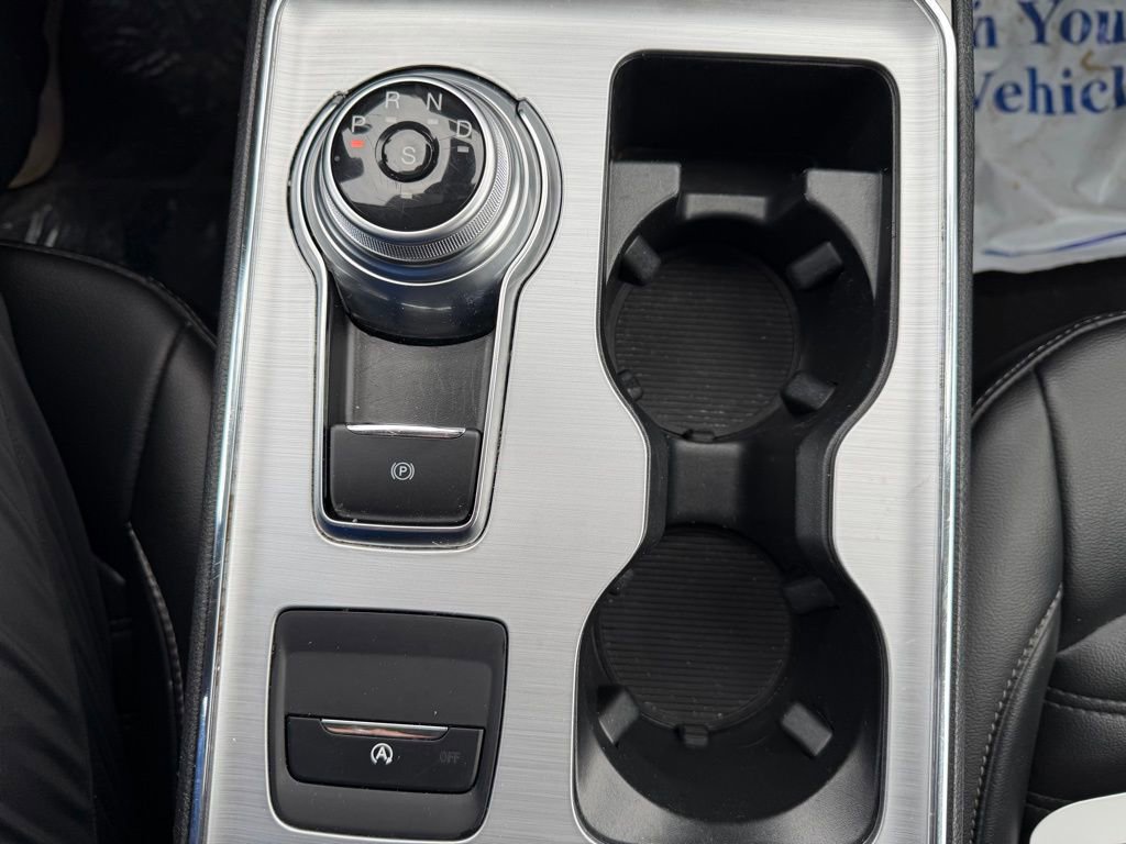 Used 2022 Ford Edge SEL image 17