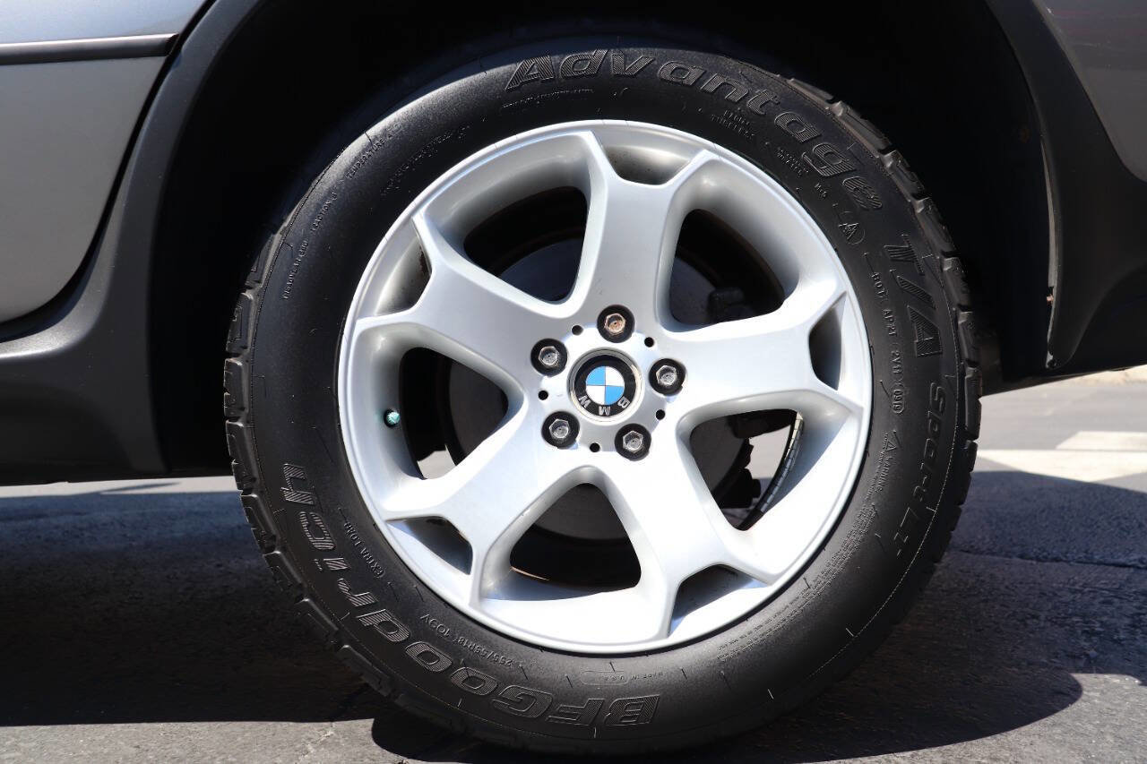 Used 2005 BMW X5 3.0i image 13