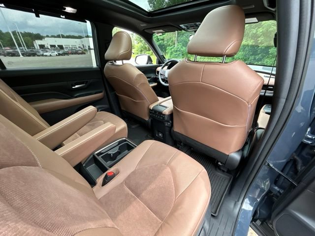 Used 2024 Toyota Grand Highlander AWD Hybrid image 56