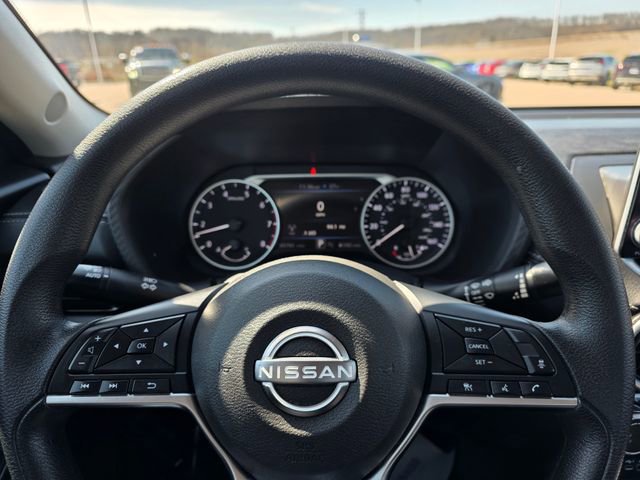 Used 2024 Nissan Sentra SV image 11