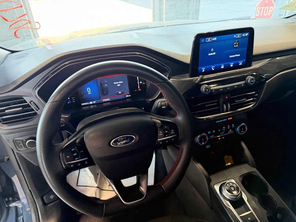 Used 2023 Ford Escape ST-Line FWD image 8