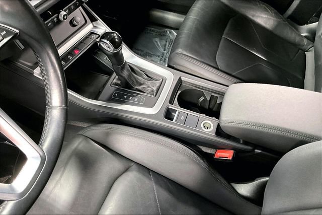 Used 2019 Audi Q3 2.0T Premium image 18