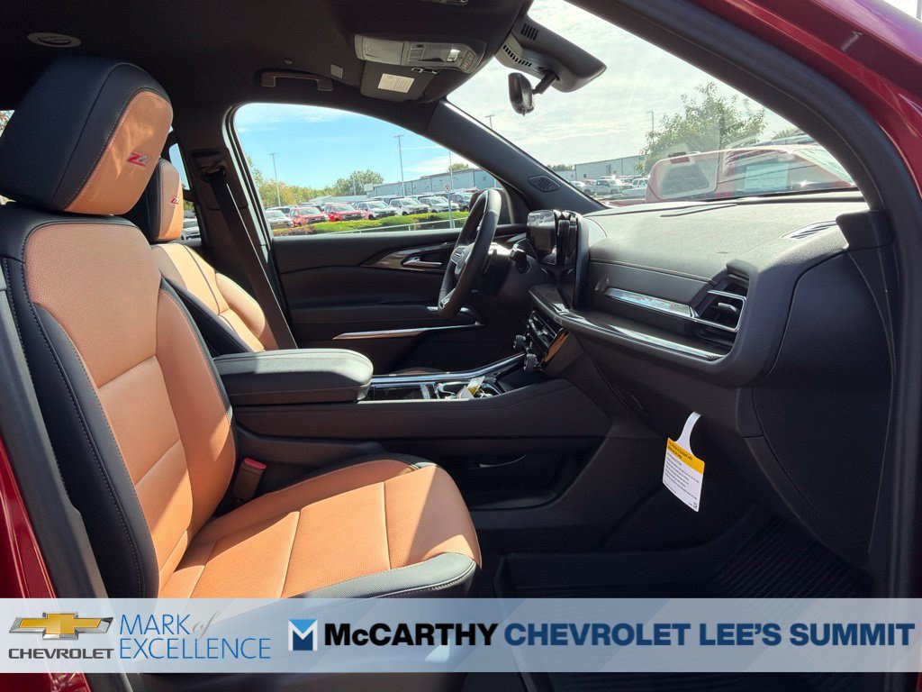 New 2027 Chevrolet Traverse Z71 w/ Enhanced Driving Package AWD/4WD image 27