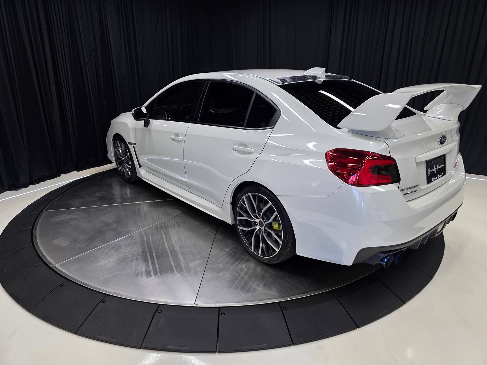 Used 2020 Subaru WRX STI AWD/4WD image 13