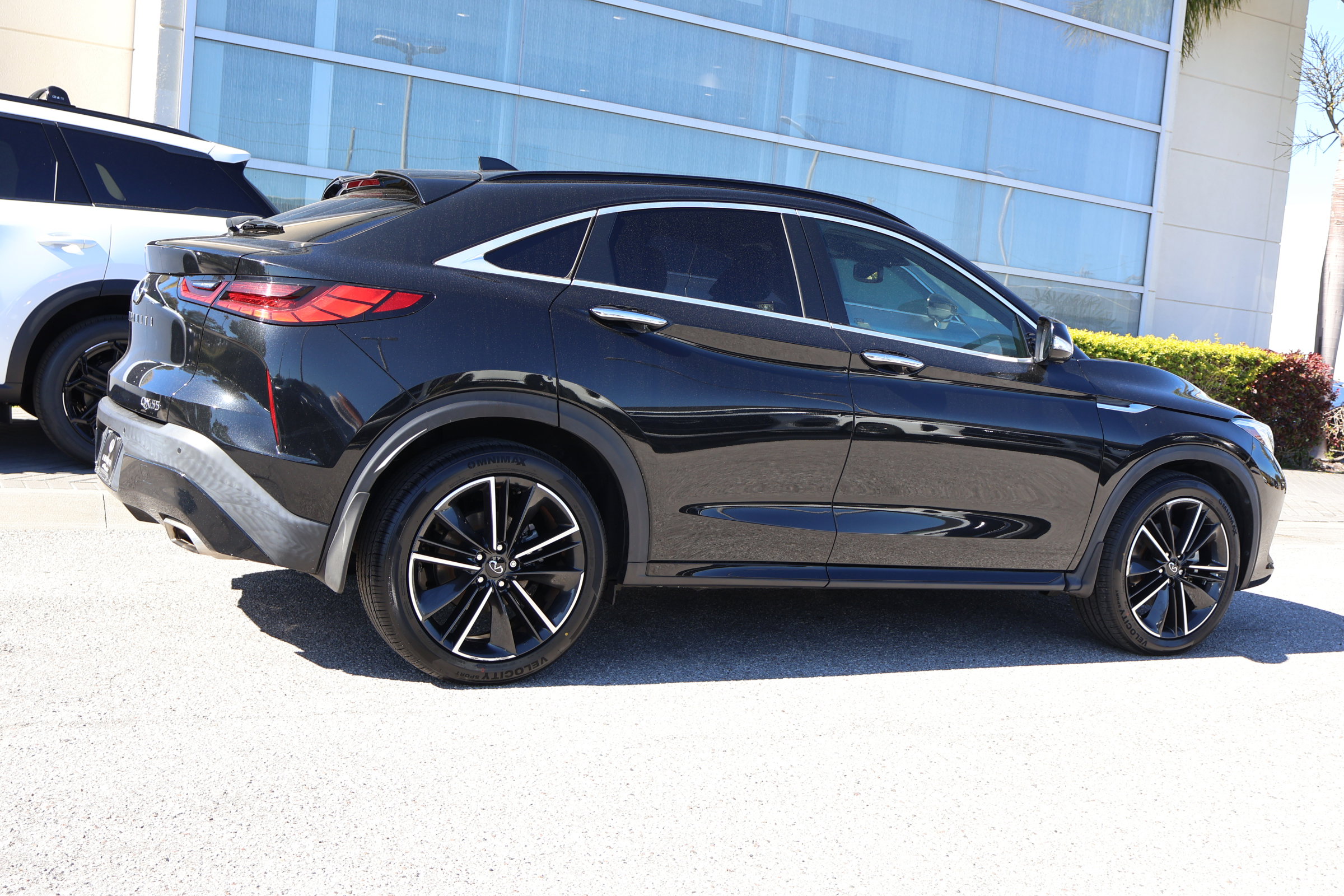 Certified 2022 INFINITI QX55 Essential w/ Proassist Package image 10