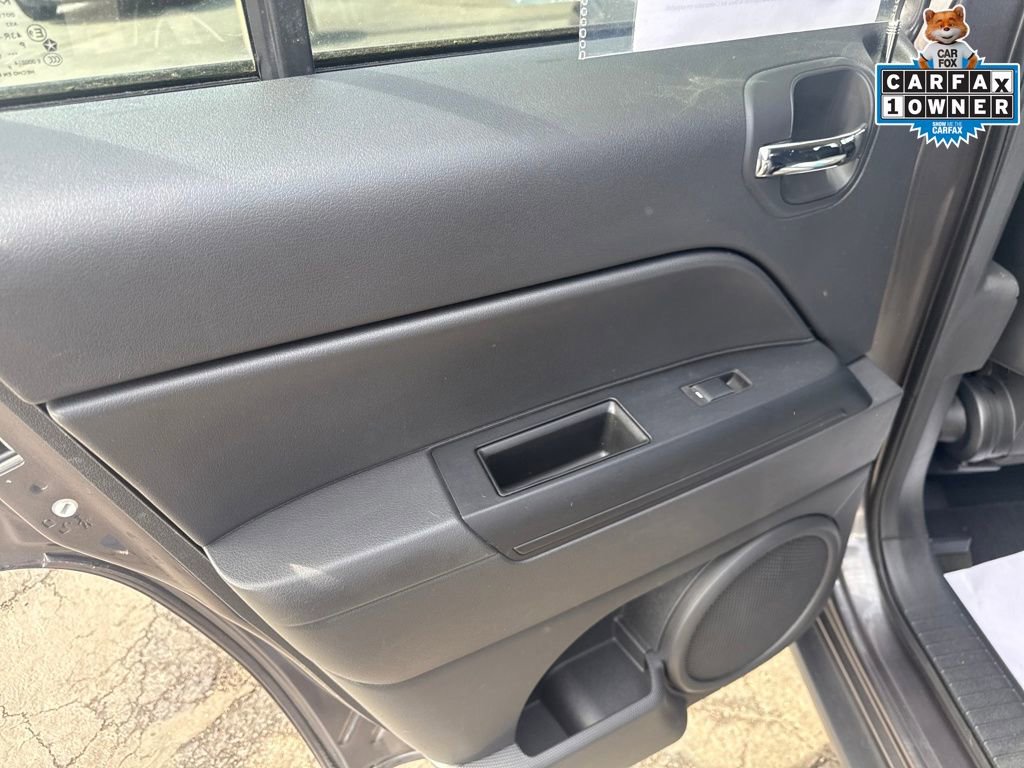 Used 2016 Jeep Patriot High Altitude image 26