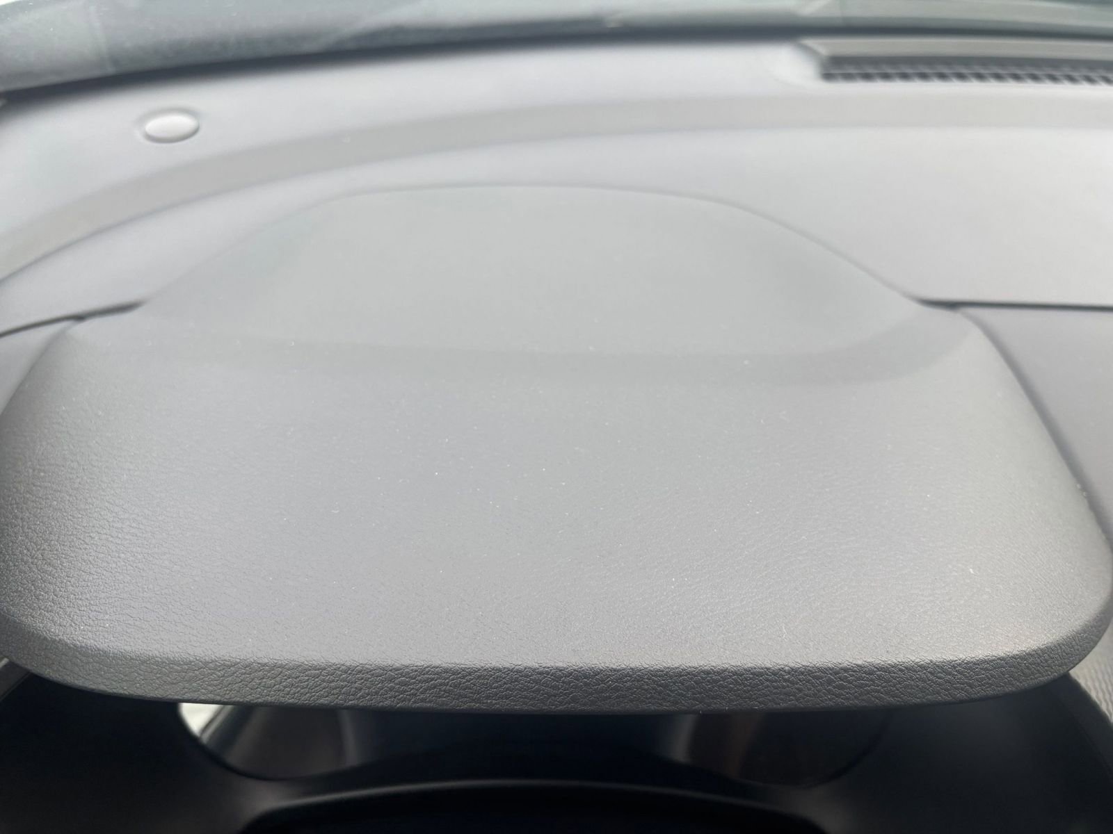 Used 2025 Nissan Sentra S image 34