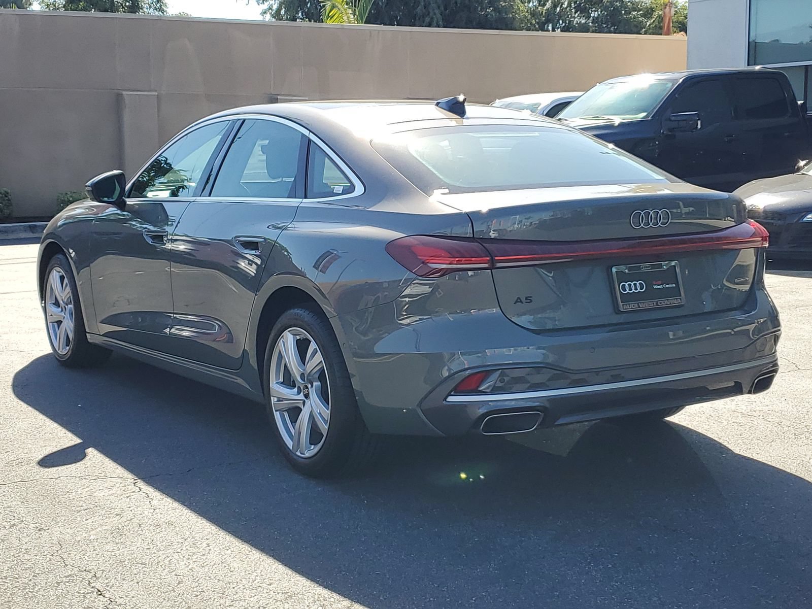 Used 2025 Audi A5 2.0T Premium w/ Convenience Package AWD/4WD image 3