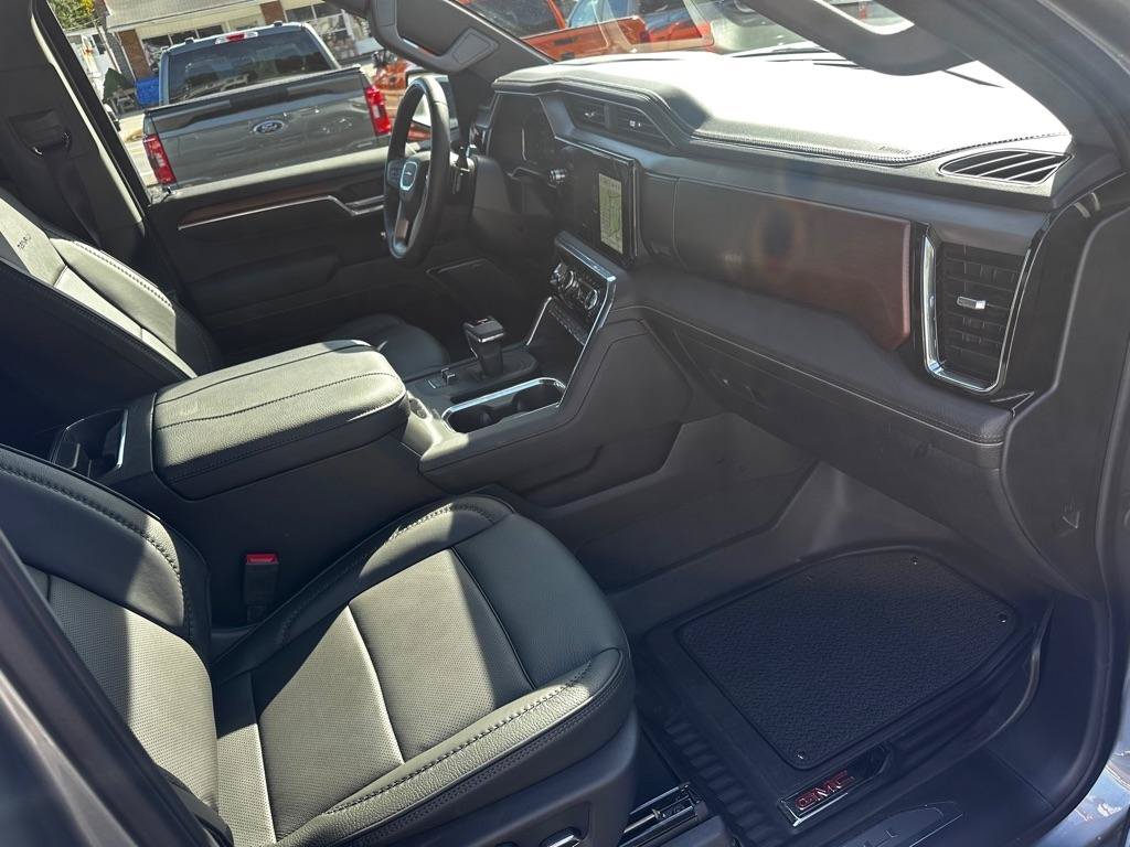 Used 2026 GMC Sierra 1500 Denali AWD/4WD image 11