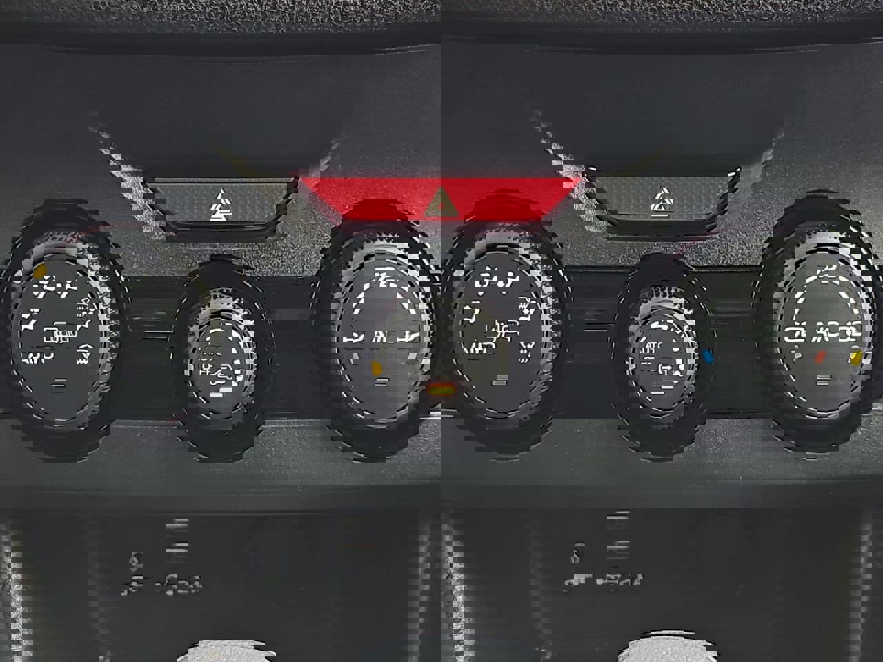 Certified 2023 Subaru Forester Premium image 27