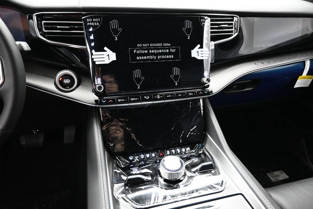 New 2026 Jeep Grand Wagoneer Summit w/ Premium Group III AWD/4WD image 4