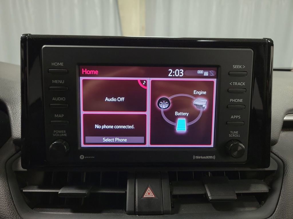 Used 2020 Toyota RAV4 LE image 18