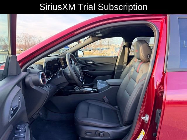 Used 2025 Chevrolet Trax RS w/ Driver Confidence Package image 8