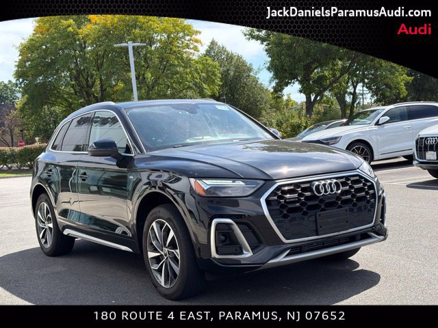 Certified 2024 Audi Q5 2.0T Premium Plus w/ Premium Plus Package AWD/4WD image 3