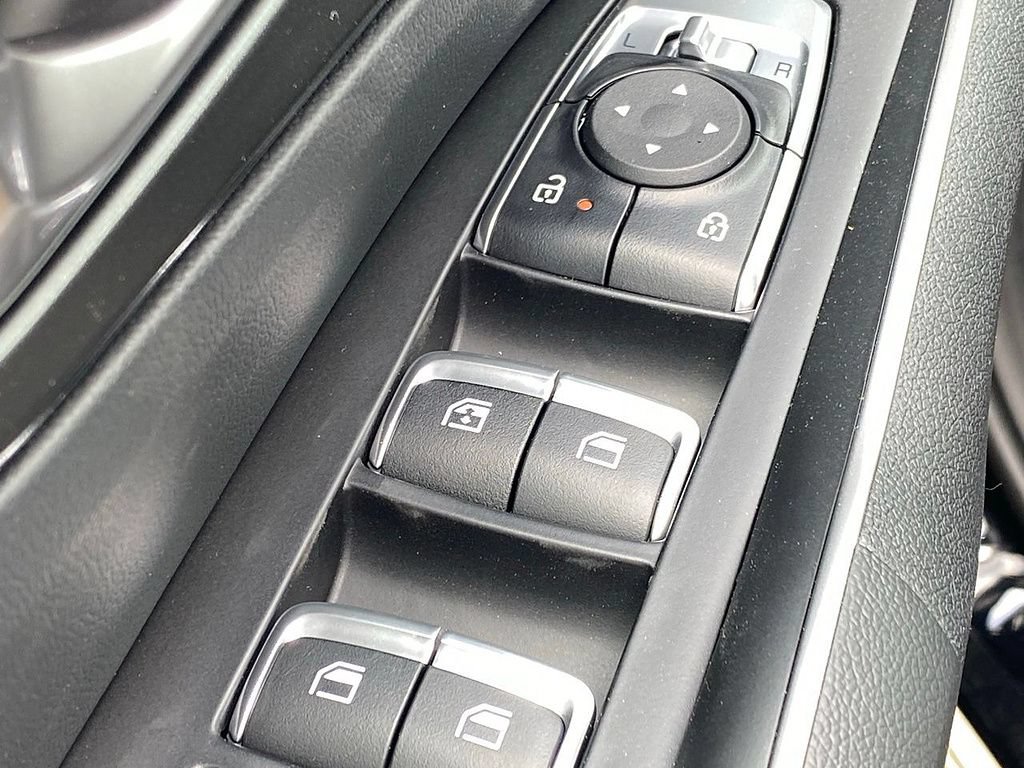 New 2026 Kia Sorento LX FWD image 11