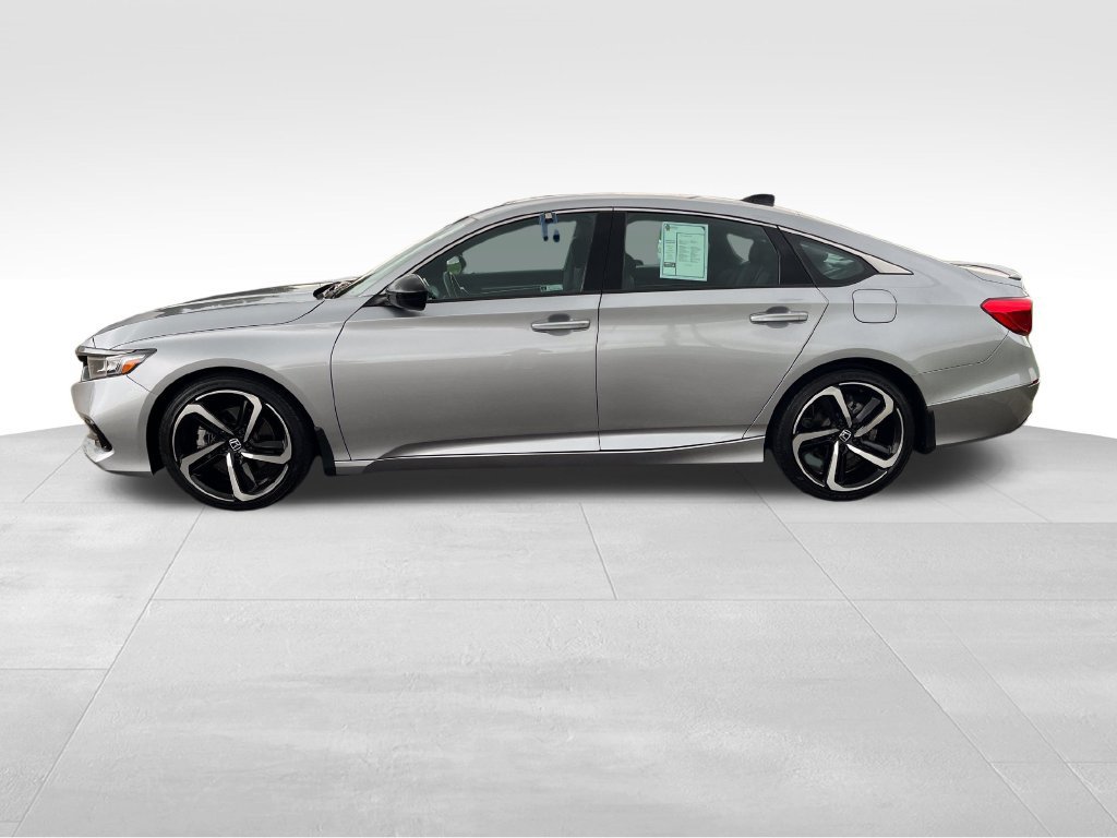 Used 2021 Honda Accord Sport image 2