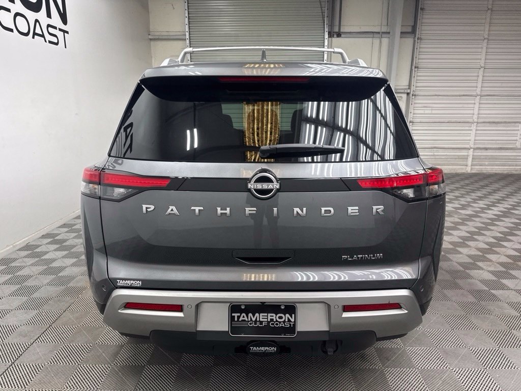 Used 2025 Nissan Pathfinder Platinum FWD image 10