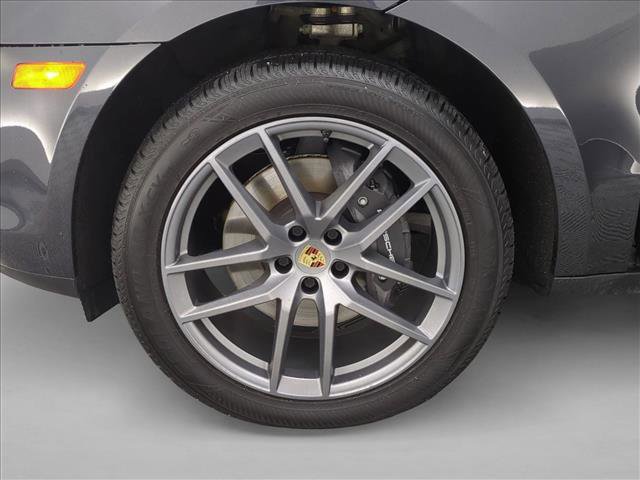 Used 2022 Porsche Macan image 28