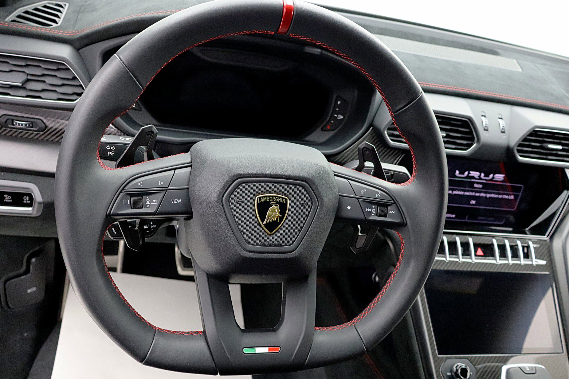 Used 2024 Lamborghini Urus Performante image 35