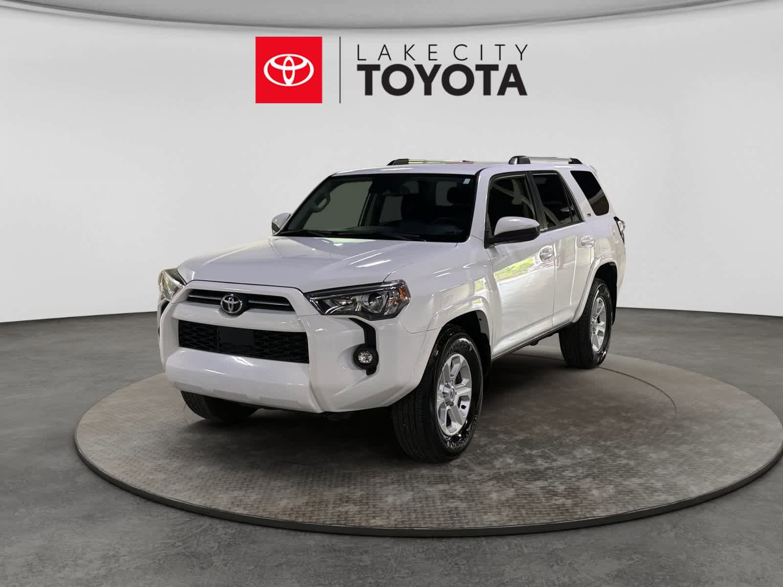 Used 2024 Toyota 4Runner SR5 RWD image 1