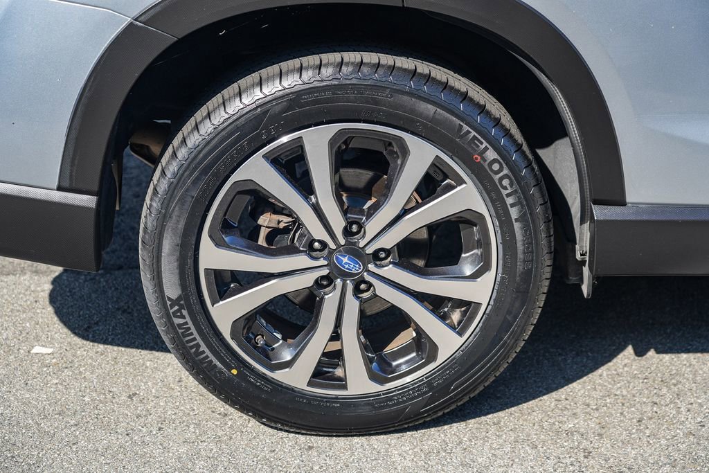 Used 2019 Subaru Forester Limited image 11