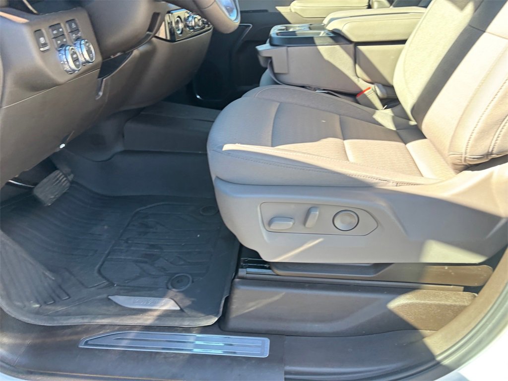 Used 2024 GMC Sierra 1500 SLE w/ X31 Off-Road Package image 25