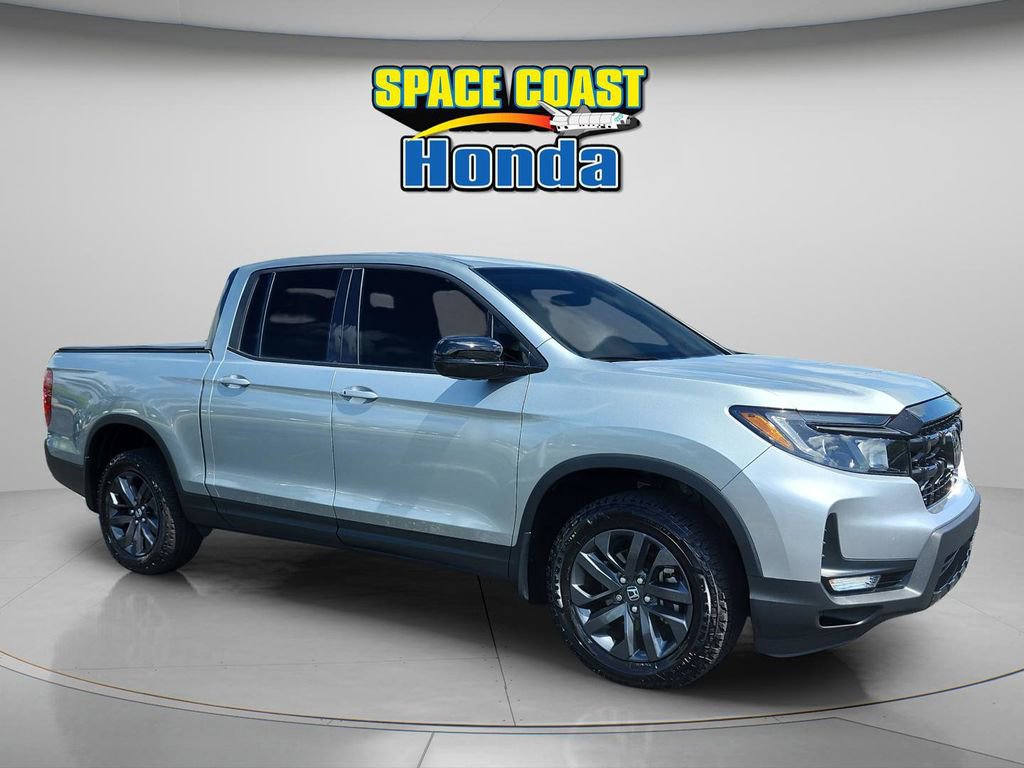Used 2025 Honda Ridgeline Sport image 12
