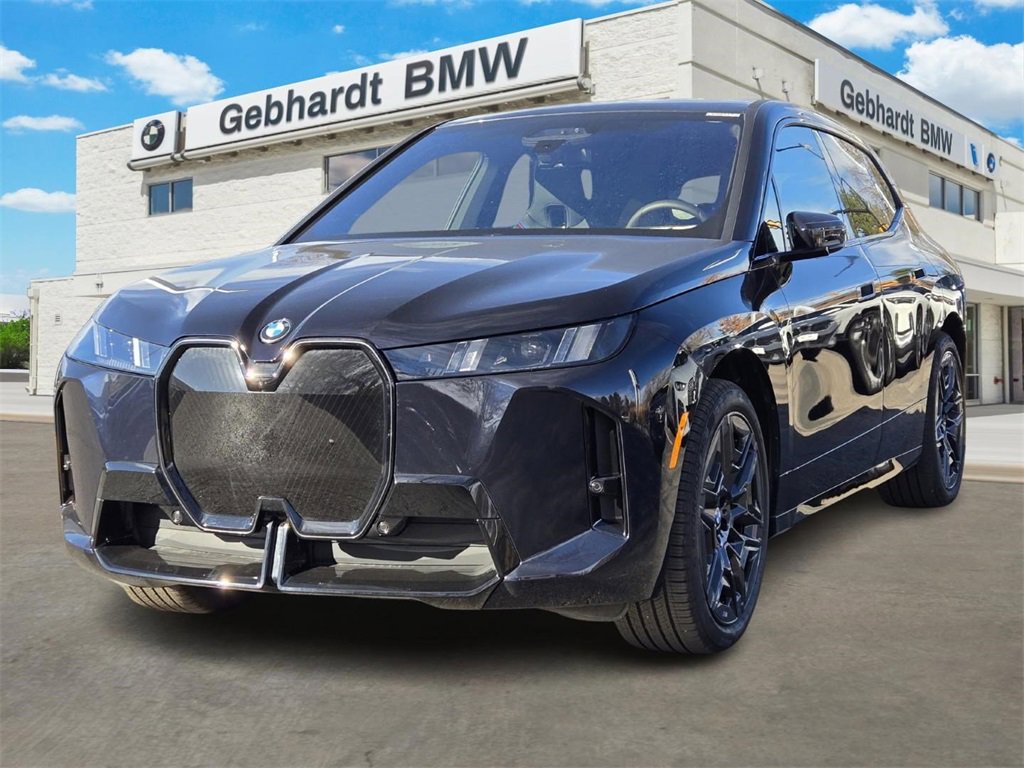 New 2026 BMW iX xDrive45 w/ M Sport Package image 3