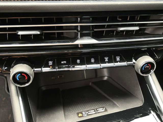 New 2025 Chevrolet Traverse High Country FWD image 33
