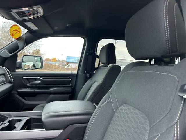 Used 2025 RAM 1500 Big Horn AWD/4WD image 12