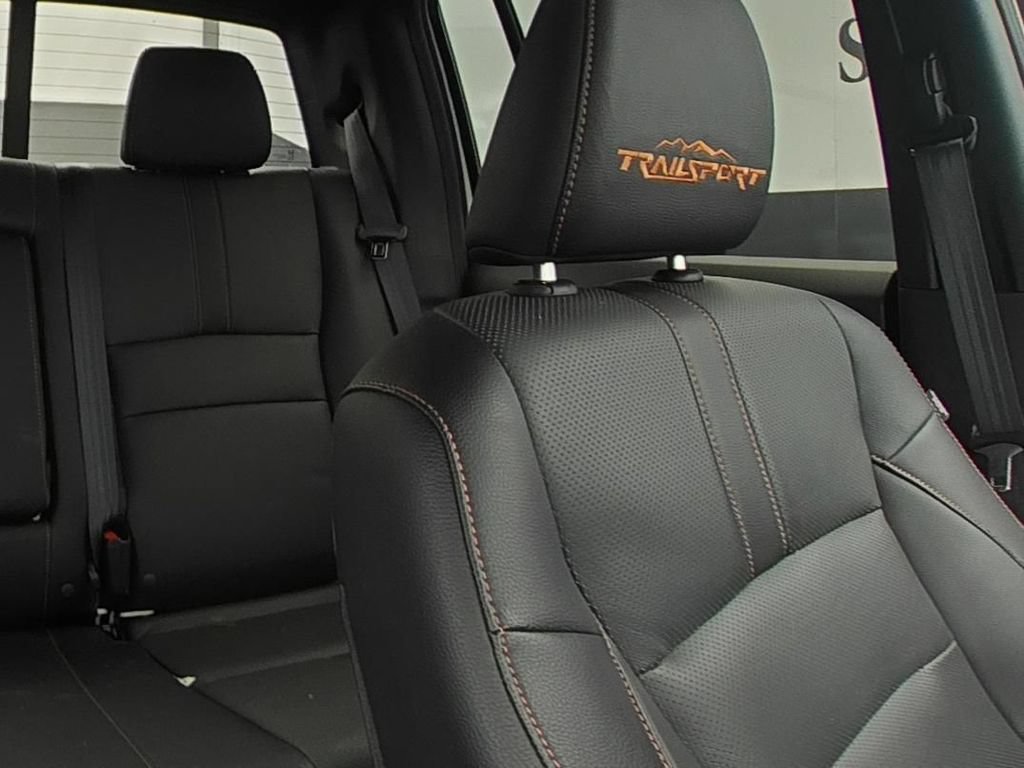 Used 2024 Honda Ridgeline TrailSport image 11