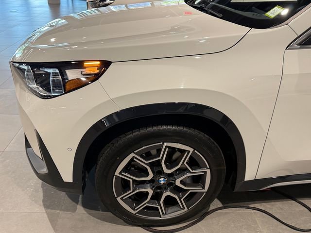 Certified 2026 BMW X1 xDrive28i w/ Convenience Package AWD/4WD image 9